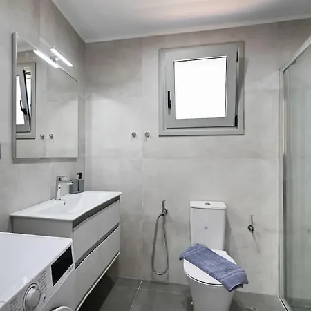 Small Halipoma Laertes Into Town Close Villa *