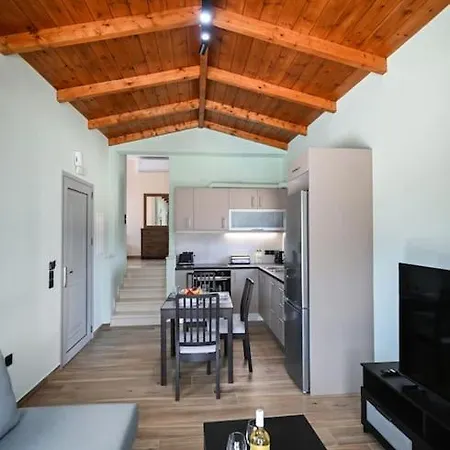 Villa Small Halipoma Laertes Into Town Close