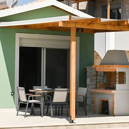 Small Halipoma Laertes Into Town Close * Lefkada City
